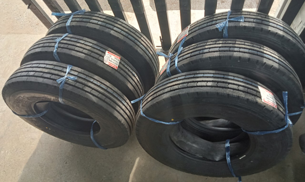 thong-so-lop-xe-tai-700R16-Bridgestone