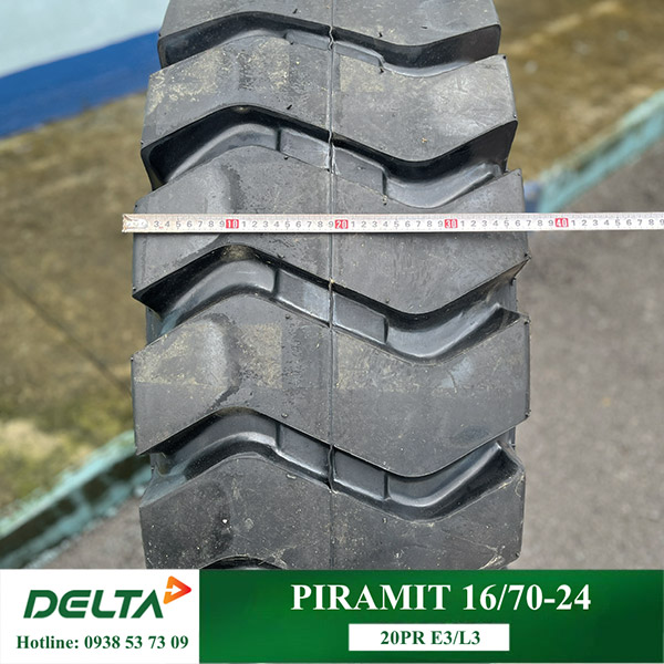 LỐP XE XÚC LẬT PIRAMIT 16/70-24 20PR E3/L3