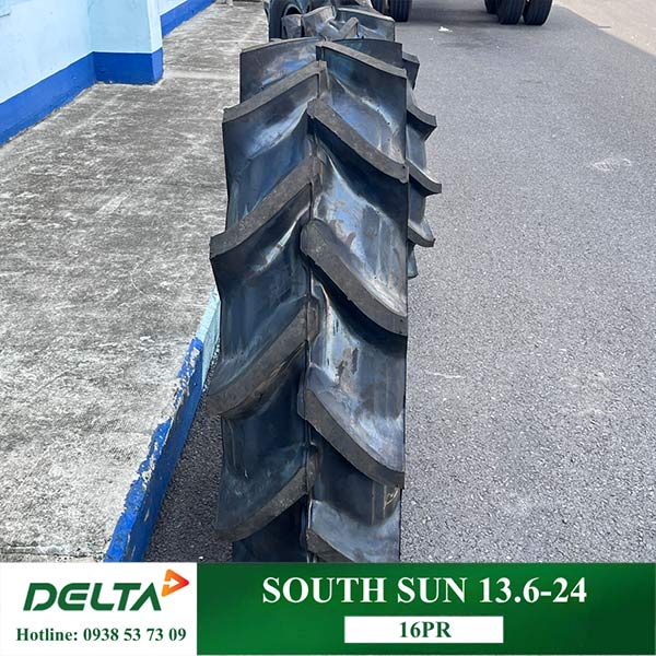 LỐP MÁY CÀY 13.6-24 SOUTHSUN GIÁ TỐT