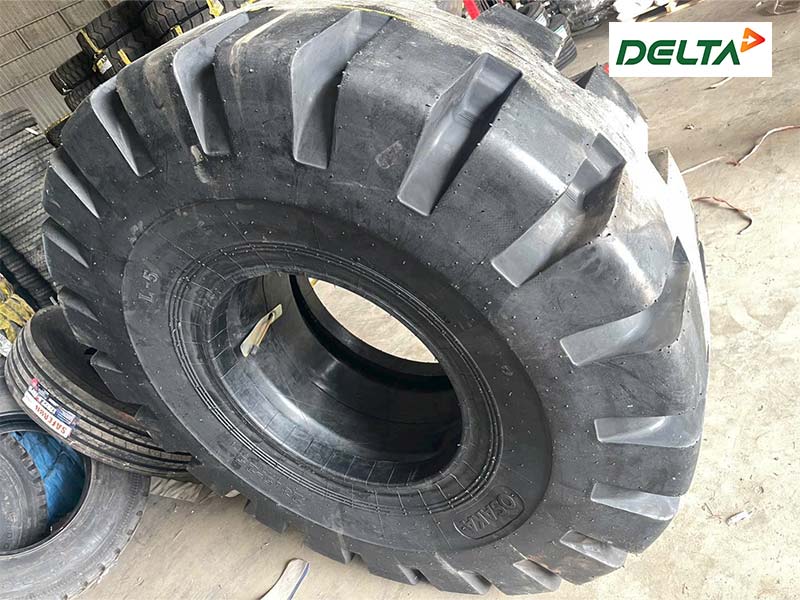 Lốp xúc lật 23.5-25 gai L5