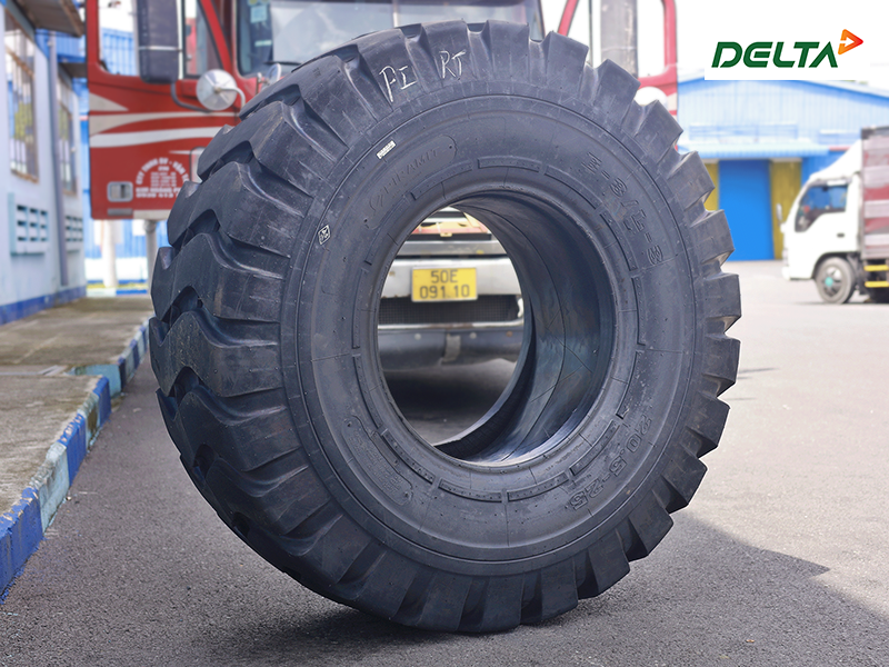 Lốp máy xúc lật Hitachi