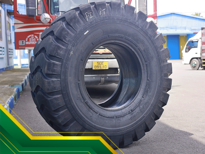 LỐP MÁY XÚC LẬT HITACHI