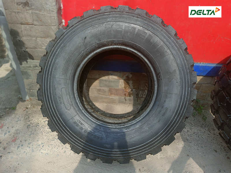 Lốp xúc lật Michelin