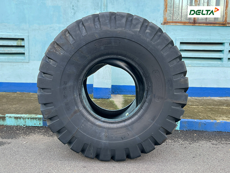 Lốp xúc lật Piramit