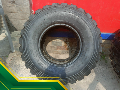 LỐP XÚC LẬT TẠI AN GIANG