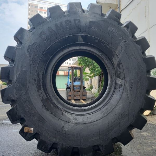 Lốp xe xúc lật Camso 23.5-25